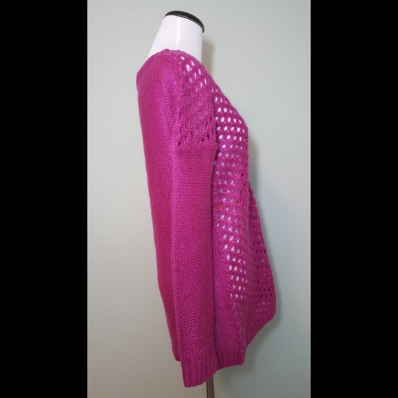 RUE 21 sweater. - Picture 2 of 5